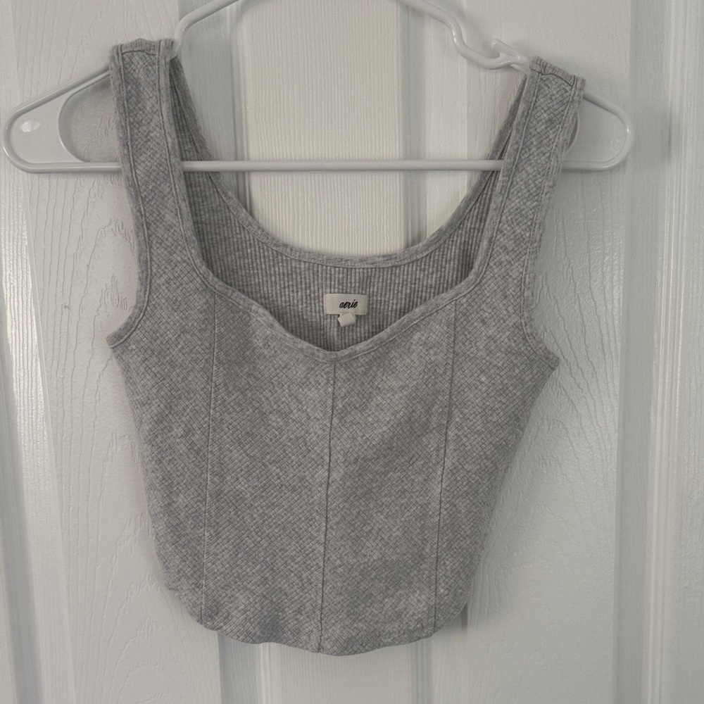 grey aerie tank top